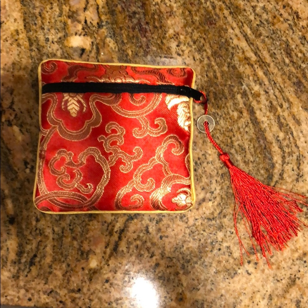 Jewelry pouch